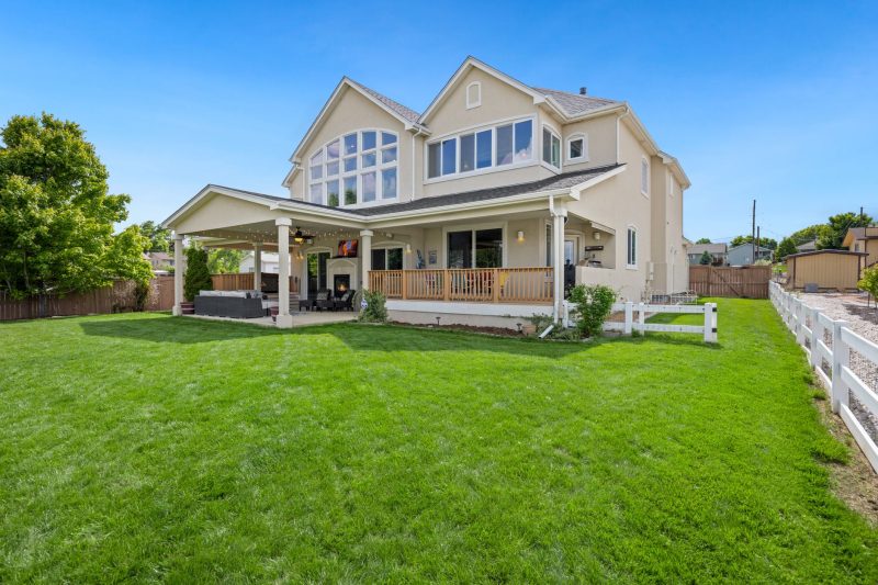 Blog 4 Beautiful twostory suburban house with a large green lawn